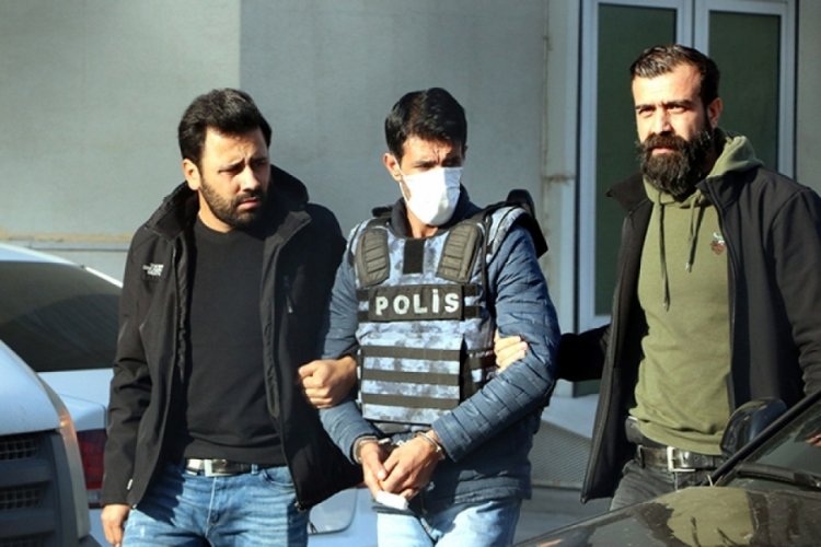 Oğlunu &ouml;ld&uuml;r&uuml;p eşini ve kızını yaralayan Mahmut Bozkurt tutuklandı