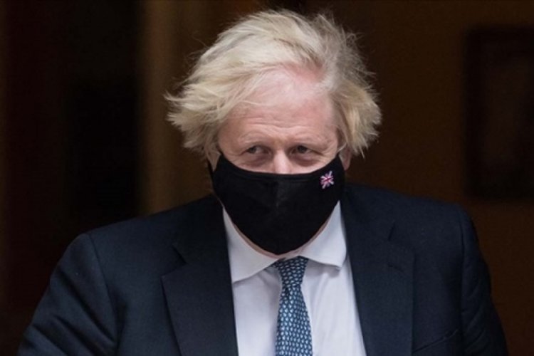 Johnson &ouml;z&uuml;r diledi, "istifa etmeyeceğim" dedi