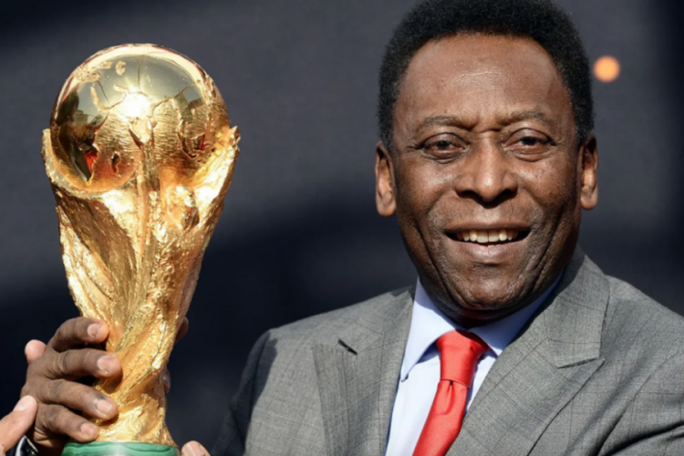 Efsane futbolcu Pele'den k&ouml;t&uuml; haber