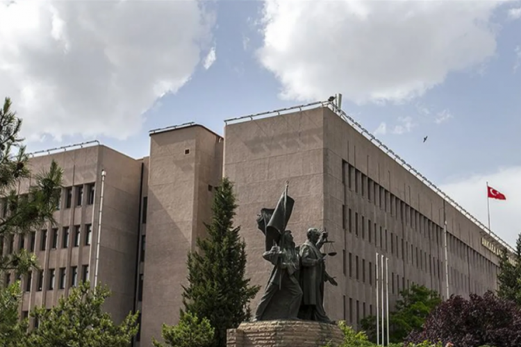 Ankara Barosu'nun yeni Başkanı Kemal Koranel oldu