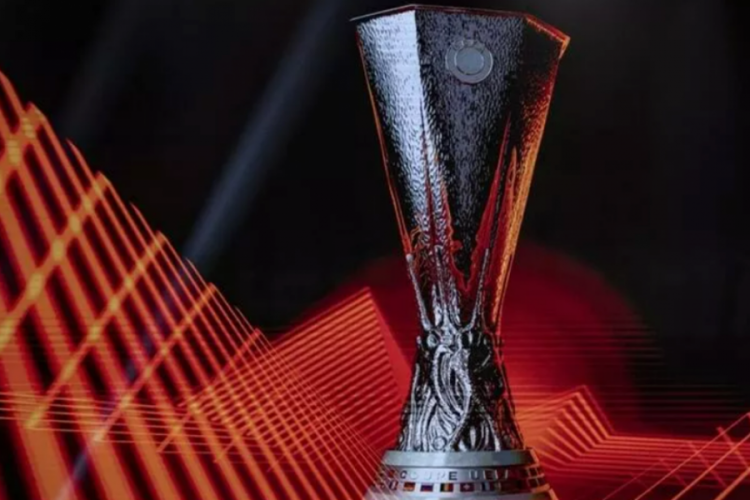 UEFA Avrupa Ligi'nde Tottenham-Rennes ma&ccedil;ı Kovid-19 vakaları nedeniyle ertelendi
