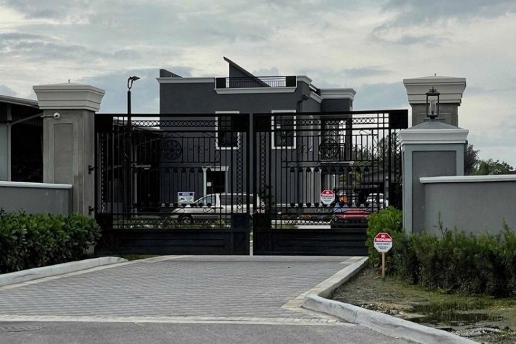Reza Zarrab'ın Miami'deki l&uuml;ks hayatı g&ouml;renleri şaşırtıyor!