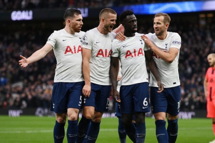 UEFA Avrupa Konferans Ligi'ndeki Rennes ma&ccedil;ına vir&uuml;s engeli