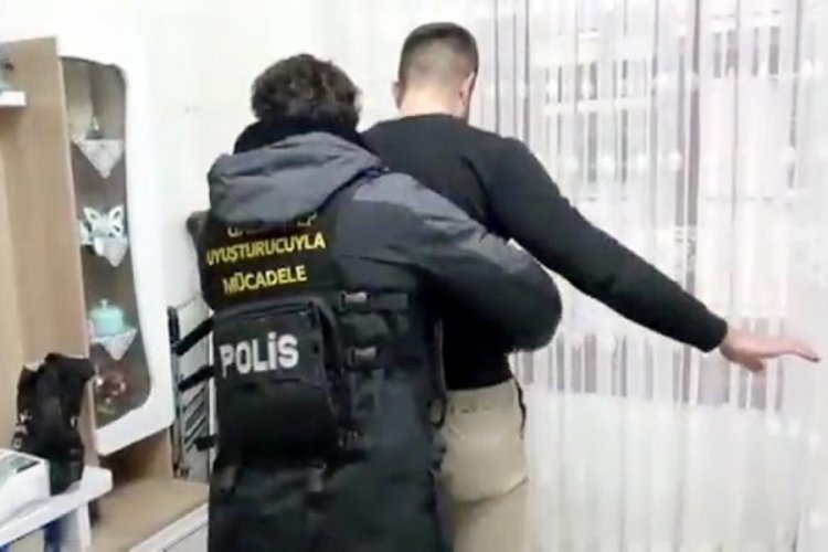 Uyuşturucuya &ouml;zendiren paylaşımlara 5 g&ouml;zaltı