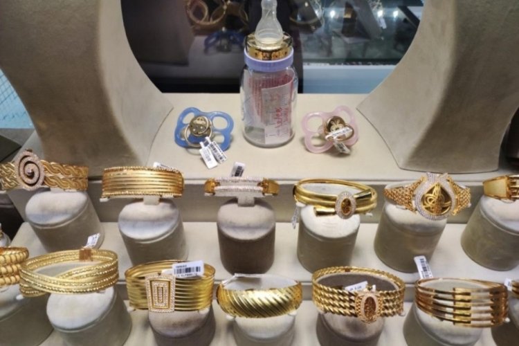 Bursa'da altın fiyatları y&uuml;kselse de altın emzik rekabeti bitmiyor