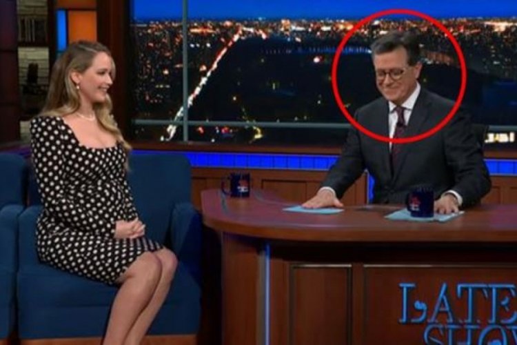 Jennifer Lawrence canlı yayında ağızları a&ccedil;ıkta bıraktı...