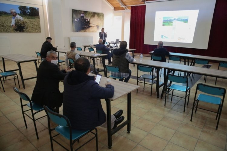 Bursa &Ccedil;ift&ccedil;i Evi'nde ceviz yetiştiriciliği eğitimi