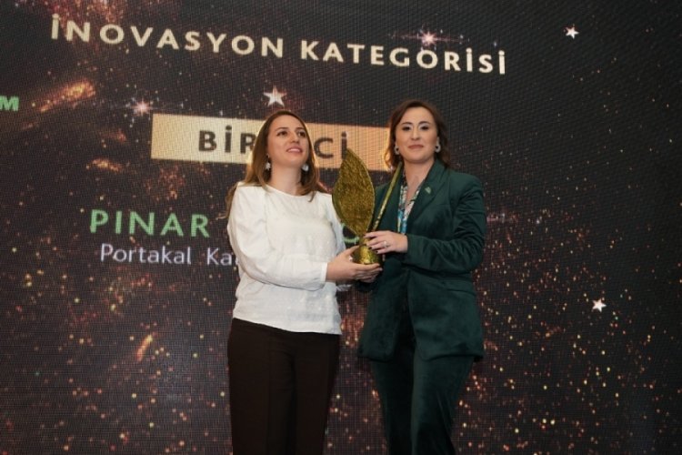BT&Uuml;'n&uuml;n akademisyenlerine bir &ouml;d&uuml;l daha