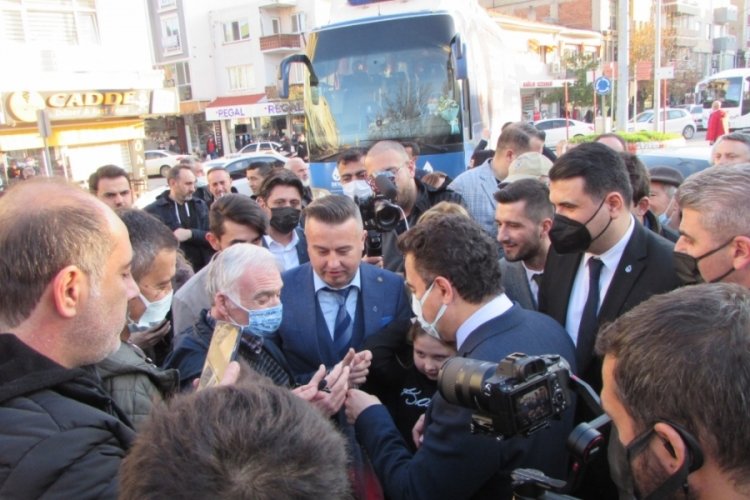 &Ccedil;anakkale'de Babacan'a şok tepki: "Hakkımı helal etmiyorum"