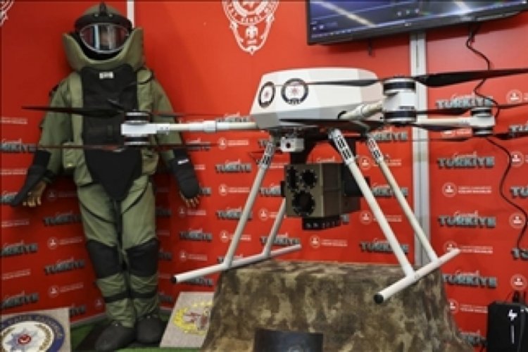 D&uuml;nyanın ilk lazer silahlı dronu "Eren" testlerdeki başarılı atışlarıyla g&ouml;z dolduruyor