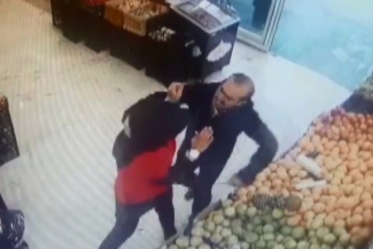 Arkadaşlık teklifi etti, reddedilince bı&ccedil;akladı