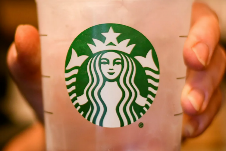 Starbucks tarihinde bir ilk: Şube &ccedil;alışanları sendikalı oldu