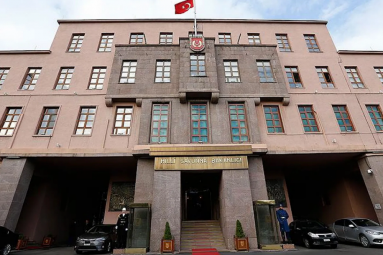 MSB'den cinsel hayat y&ouml;netmeliği haberlerine a&ccedil;ıklama