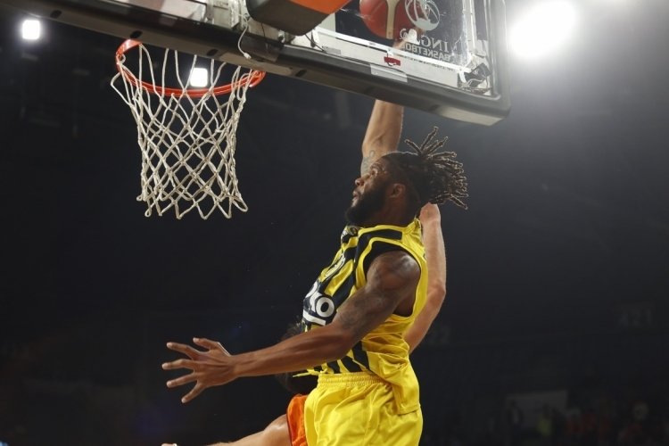 ING Basketbol S&uuml;per Ligi: Fenerbah&ccedil;e: 86 - Galatasaray: 76
