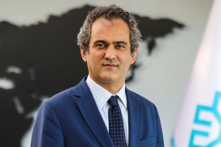 Bakan &Ouml;zer'den uzaktan eğitim a&ccedil;ıklaması