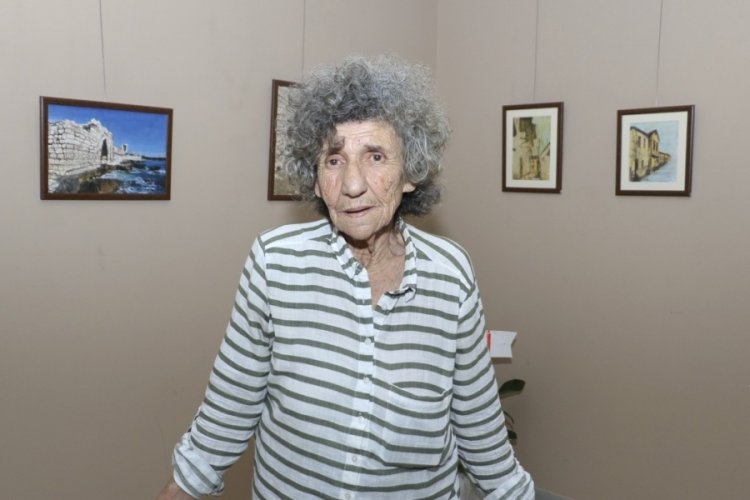Evinde &ouml;l&uuml; bulunan yazar Lina Nasif, yarın toprağa verilecek