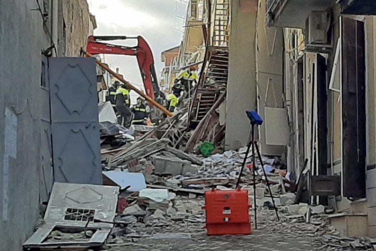 İtalya'daki doğal gaz patlamasında can kaybı 7'ye y&uuml;kseldi