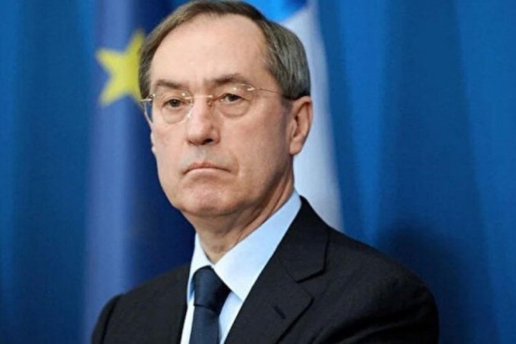 Fransa'da eski İ&ccedil;işleri Bakanı Claude Gueant hapse girdi
