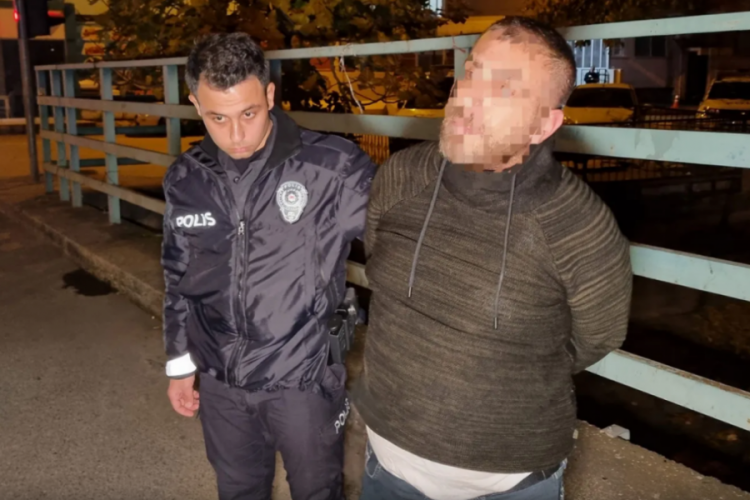 Polisten ka&ccedil;an ehliyetsiz s&uuml;r&uuml;c&uuml;den tuhaf savunma