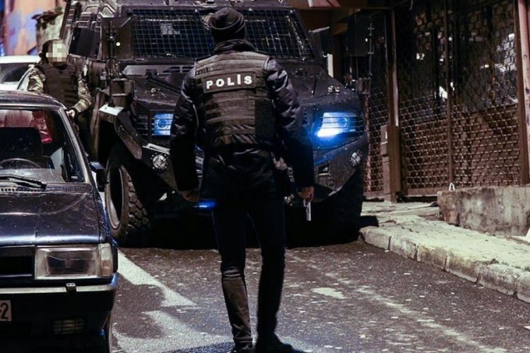 İstanbul'da ter&ouml;r &ouml;rg&uuml;t&uuml; DHKP/C'ye operasyon