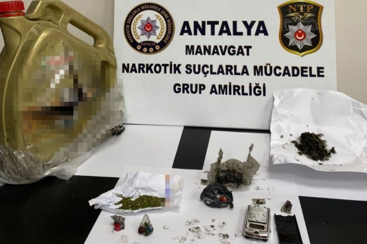 'Dur' ihtarına uymadı, ka&ccedil;tı! Meğer kamyonda...