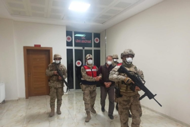 Diyarbakır'da aranan h&uuml;k&uuml;ml&uuml;, jandarma operasyonuyla yakalandı