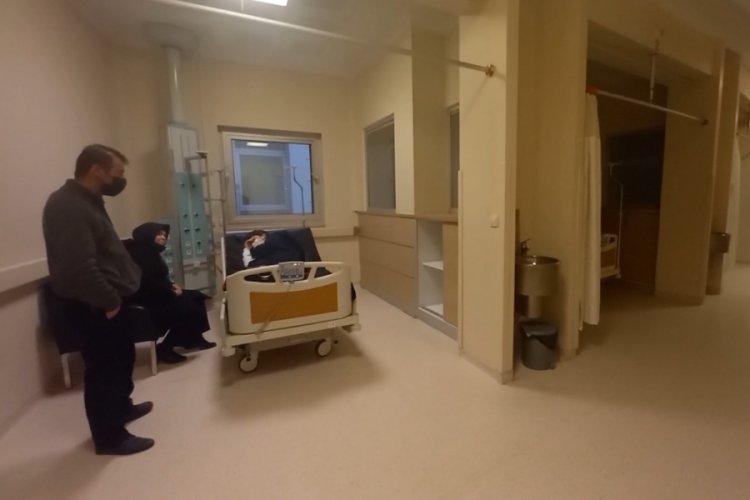 Zehirlenen &ouml;ğrenciler olay duyulmasın diye hastaneye dolmuşla g&ouml;t&uuml;r&uuml;ld&uuml;