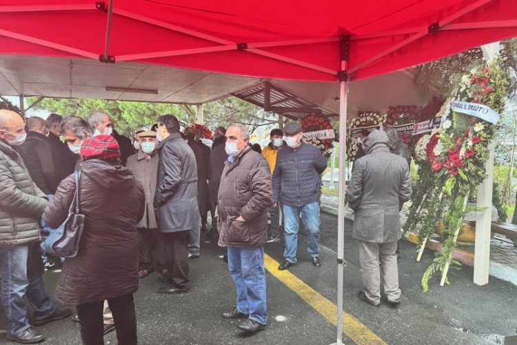 CHP'li Kılı&ccedil;daroğlu'nun halası son yolculuğuna uğurlandı
