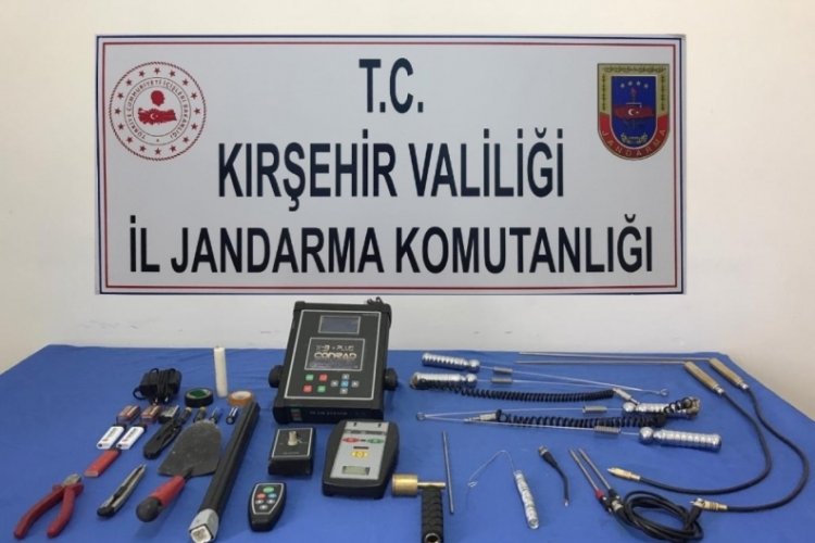 Kırşehir'de jandarmadan tarihi eser operasyonu