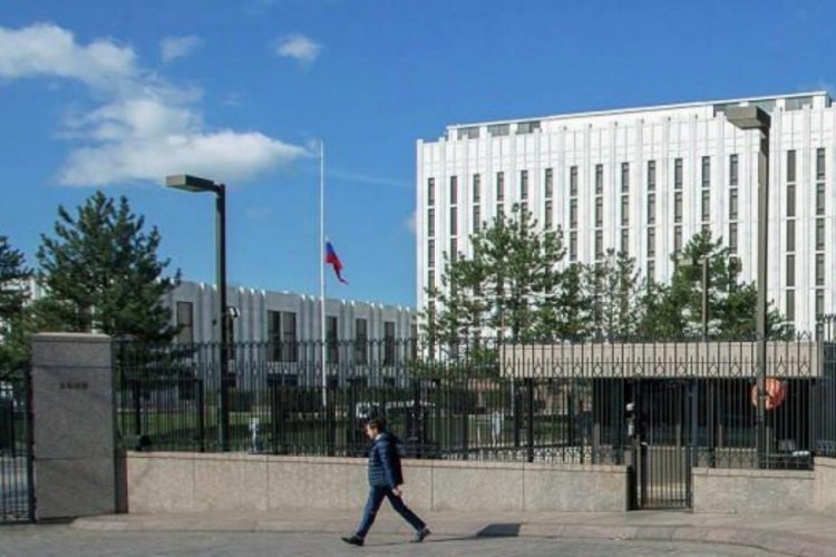 Rusya'nın Washington B&uuml;y&uuml;kel&ccedil;iliği'nde ş&uuml;pheli pakete m&uuml;dahale
