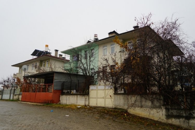 Evinde &ouml;l&uuml; bulunan şahıs meğer 4 ay &ouml;nce &ouml;lm&uuml;ş