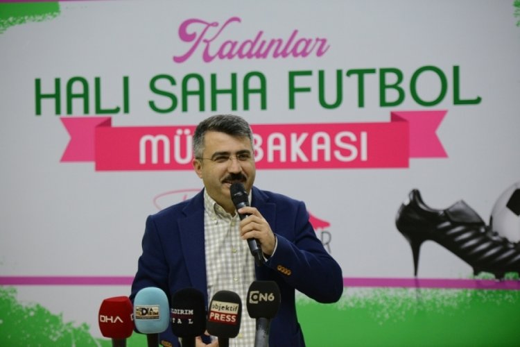 Bursa'da topuklu kramponlar &ouml;zel &ccedil;ocuklar i&ccedil;in sahadaydı