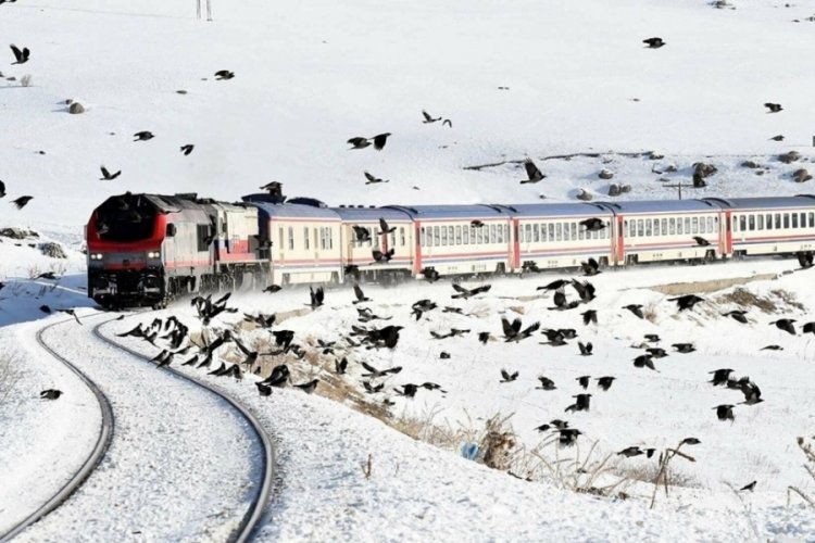 Doğu Ekspresi, 21 ay sonra seferlerine başladı