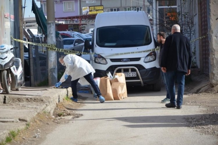 &Ouml;ld&uuml;rd&uuml;kleri kişinin y&uuml;z&uuml;ğ&uuml; katilleri yakalattı