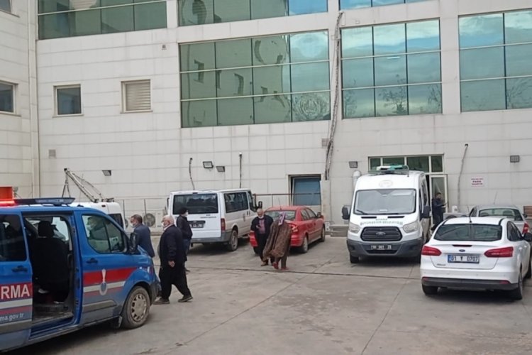 Otostop &ccedil;ekip binmişti, kazada hayatını kaybetti