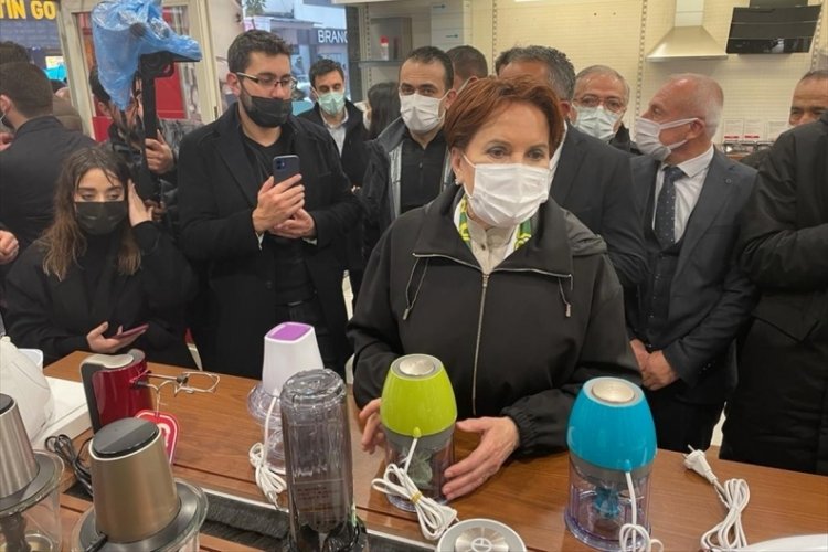 Meral Akşener, Osmaniye'de esnafı ziyaret etti