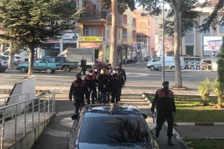 Bilecik'te ka&ccedil;ak kazı yapan 5 kişiye g&ouml;zaltı