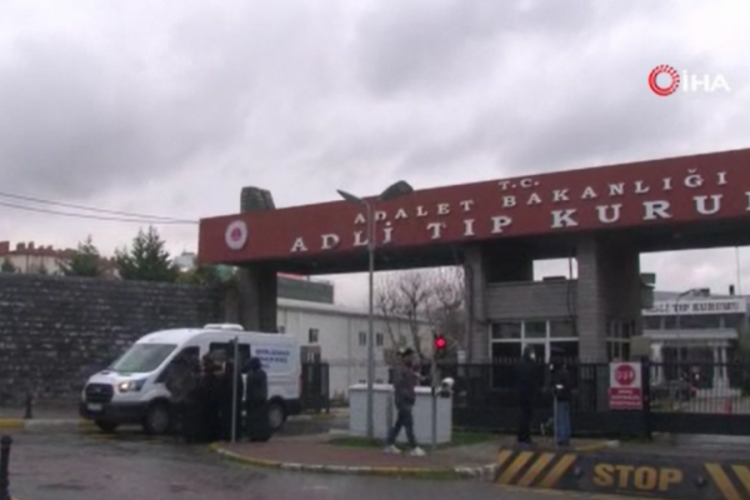 İstanbul'da yangında &ouml;len &ccedil;ocukların cenazeleri adli tıptan alındı