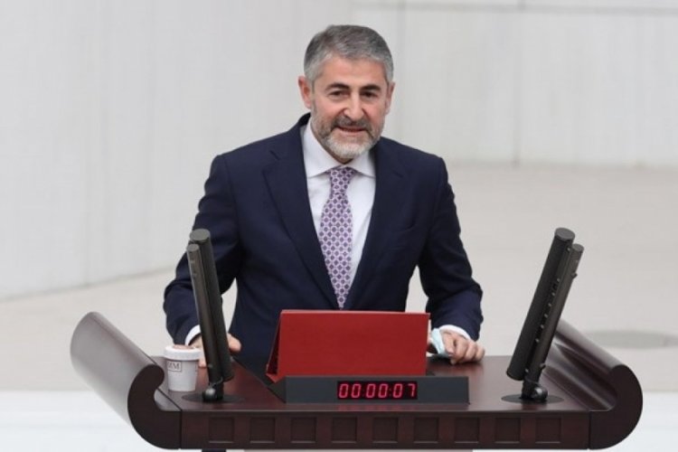 Maliye Bakanı Nureddin Nebati 2003 ile 2022 asgari &uuml;creti kıyasladı