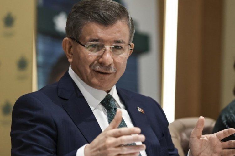Davutoğlu'ndan asgari &uuml;cret yorumu: Bunun adı 'tırnak&ccedil;ılık'tır!