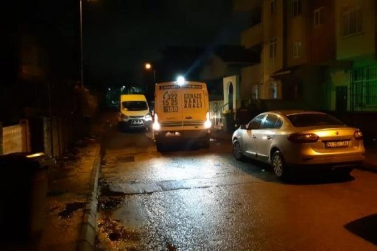 İntihar mı cinayet mi? Yalnız yaşayan kadının ş&uuml;pheli &ouml;l&uuml;m&uuml;!