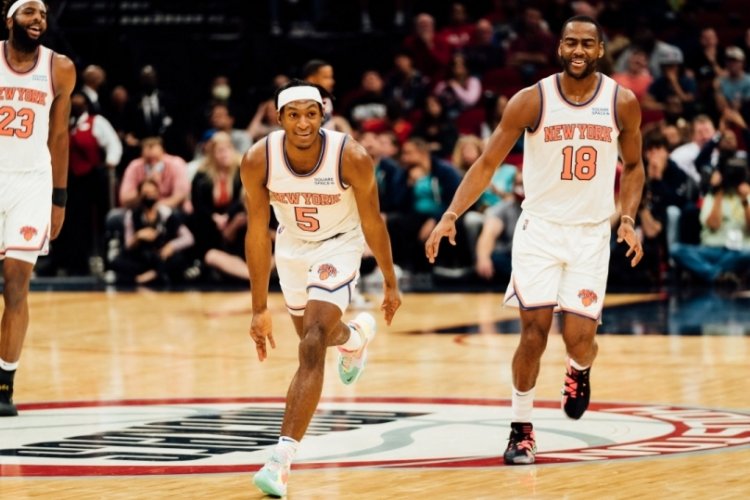 New York Knicks, Houston Rockets'ı mağlup etti