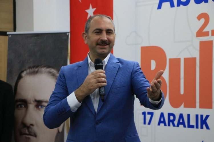 ''T&uuml;rkiye ne zaman kendi ayakları &uuml;st&uuml;nde durmaya &ccedil;alışsa hukuksuzluk devreye girdi''