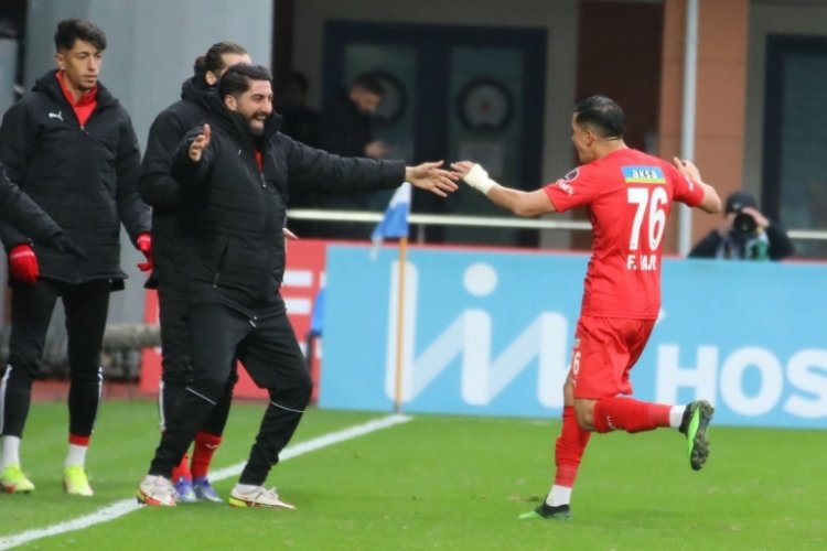 Sivasspor ligde &uuml;st &uuml;ste 4. galibiyetini elde etti