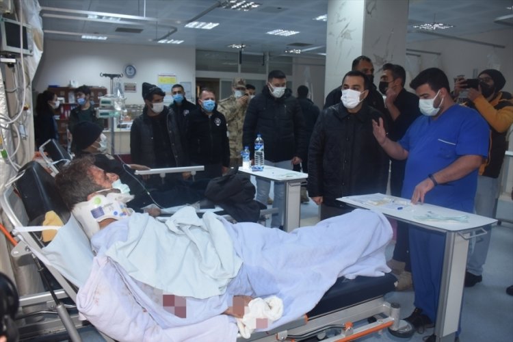 Kars Valisi yaralıları ziyaret etti