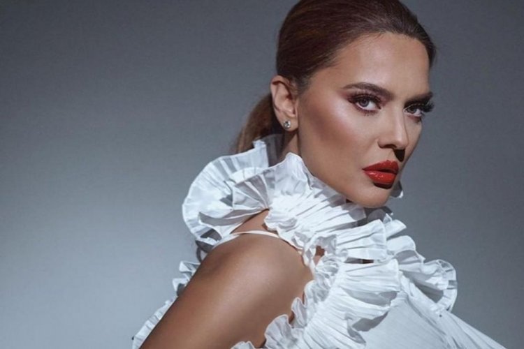 Demet Akalın: Suriyeli gibi kaldık &uuml;lkede