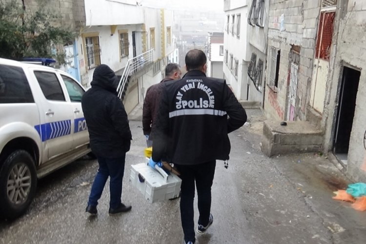 Pompalı t&uuml;fekle ateş edip vatandaşlara korku saldı