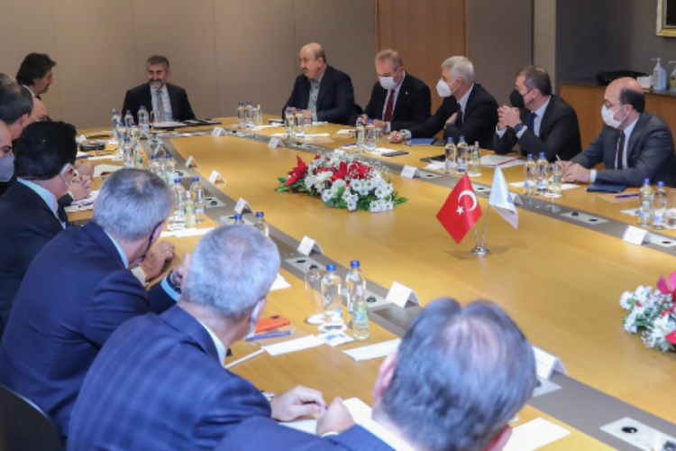 Bakan Nebati ile banka genel m&uuml;d&uuml;rleri bir araya geldi