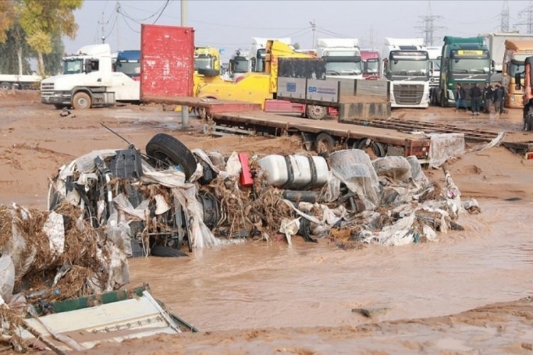 Erbil'deki sel felaketi milyon dolarlık hasara yol a&ccedil;tı