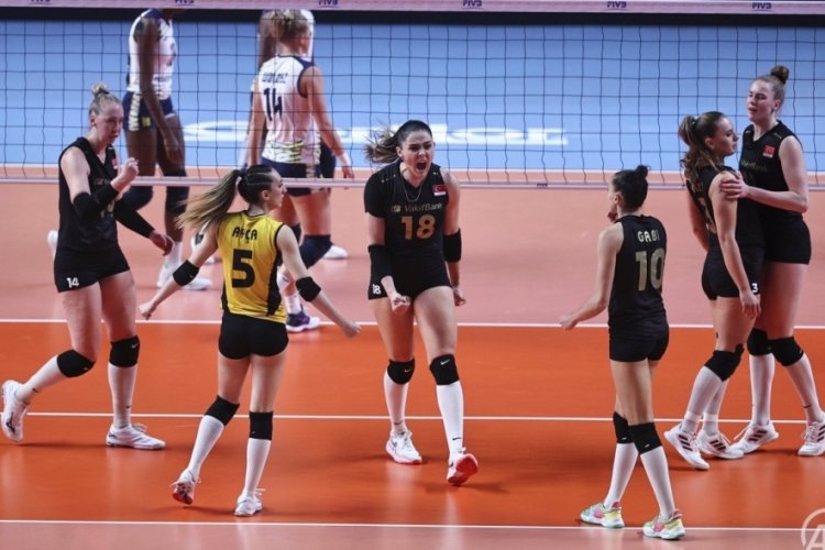 Vakıfbank 4. kez d&uuml;nya şampiyonu